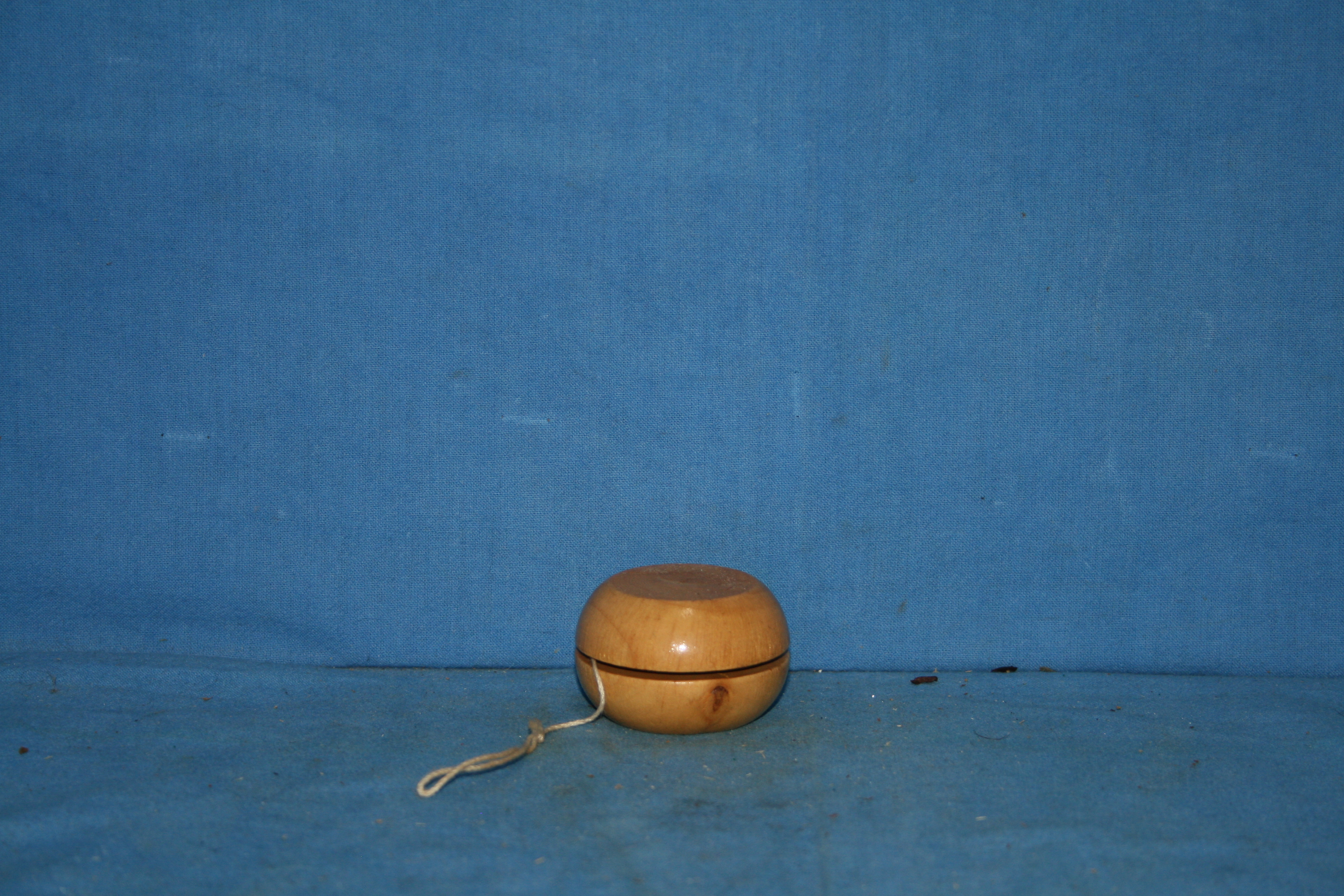 art nr: 1121 vintage houten jojo