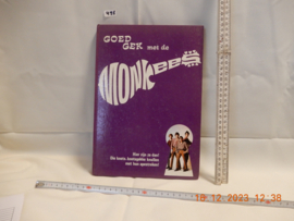 art nr: 496 biografie boek goed gek met The Monkees