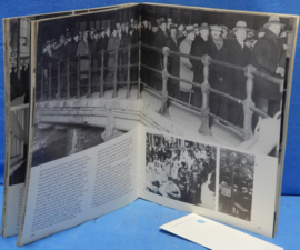 art nr: 554 vintage boek de kerk gaat uit