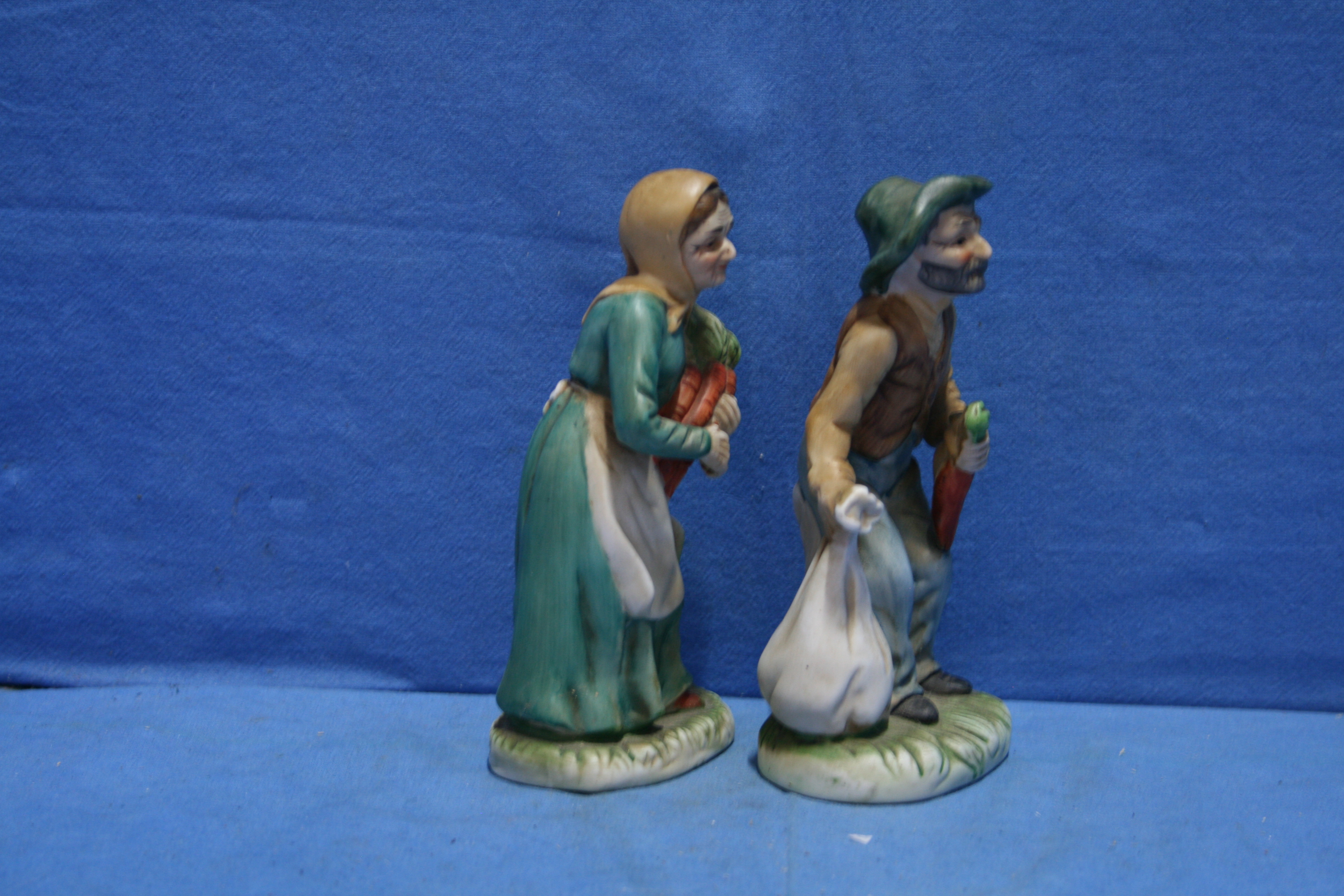 art nr: 1154 vintage beelden van een oude man en vrouw