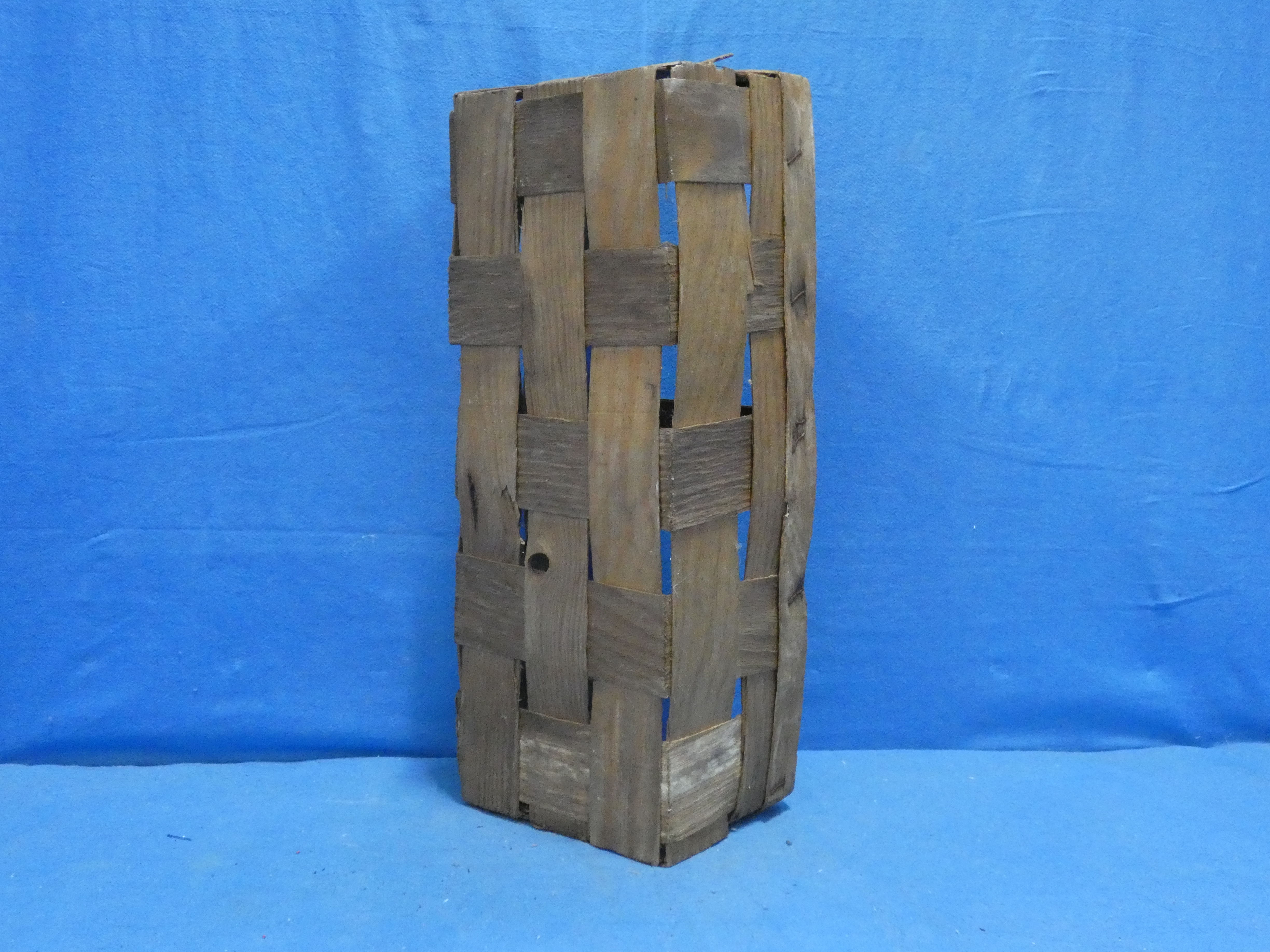 art nr: 1272 vintage rotan mandje van Poland