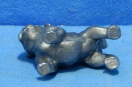 art nr: 853 vintage tinnen beeldje van een buldog