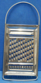 art nr: 1042 vintage inakidole metalen rasp