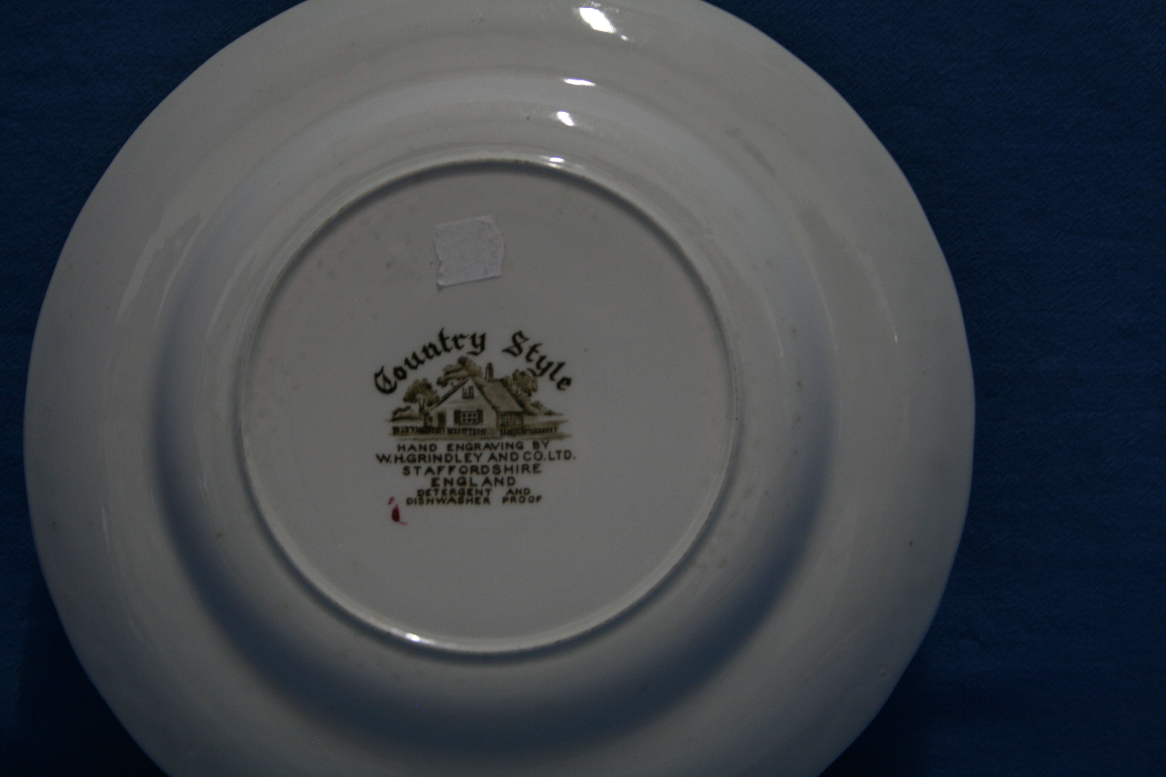 art nr: 1135 vintage Engelse Schotel uit Staffordshire