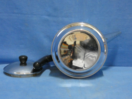 art nr: 1330 vintage theepot van Bredemeijer BV