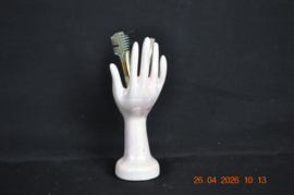 art nr: 153 vintage make-up hand met wimper extension