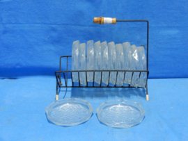 art nr: 761 vintage rek met glazen onderzetters