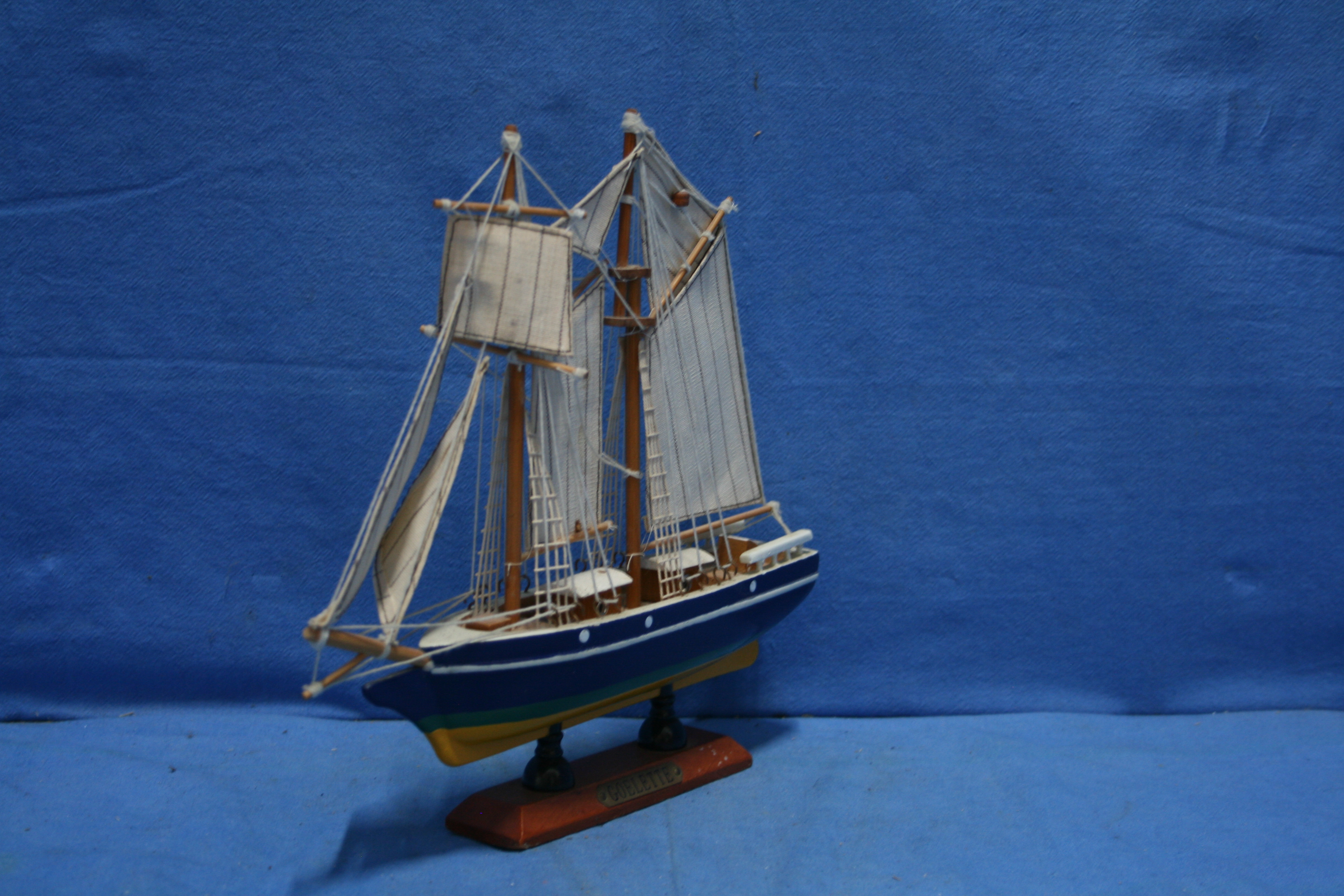 art nr: 1130 vintage zeilboot op schaal van Goelette