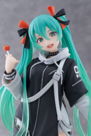 Hatsune Miku Fashion PVC Figure Wonderland Punk Ver. 18 cm - PRE-ORDER