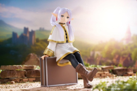 Frieren: Beyond Journey's End PVC Figure Desktop Cute Frieren (Trunk Case Ver.) Reissue 13 cm - PRE-ORDER