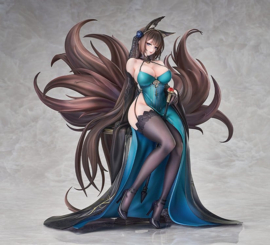 Azur Lane 1/7 PVC Figure Amagi: Throne of Fallen Petals Ver. 27 cm - PRE-ORDER