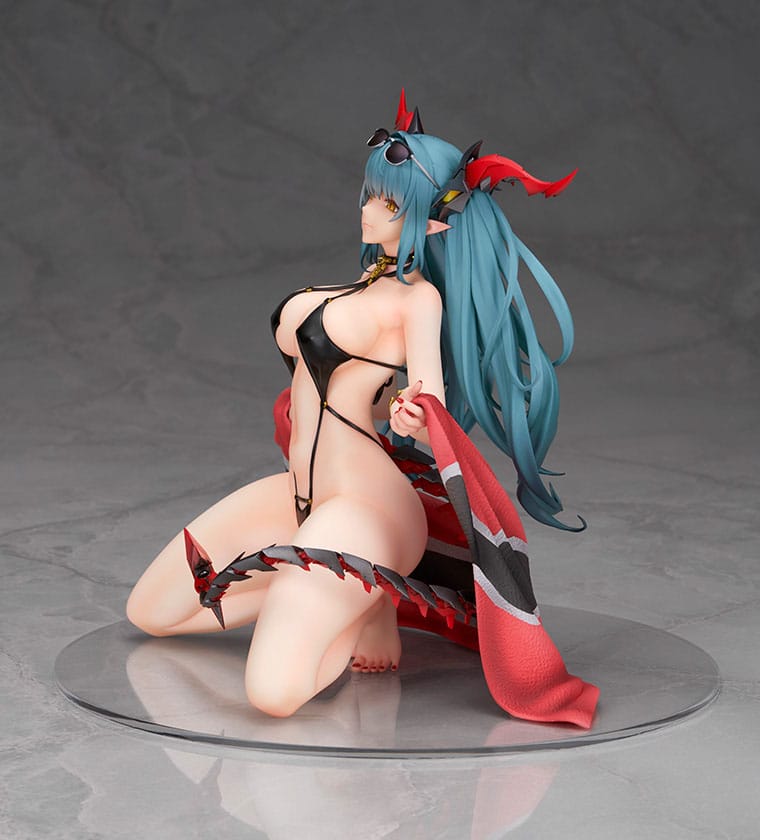 Azur Lane 1/7 PVC Figure Regensburg Dark Dragon and the Coast of Light Ver. 16 cm - PRE-ORDER