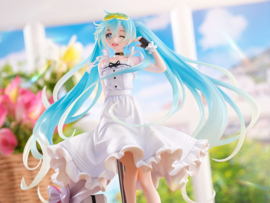 Hatsune Miku 1/7 PVC Figure Racing Miku 2021 Vacation Style Ver. 24 cm - PRE-ORDER