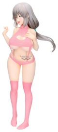 Uzaki-chan Wants to Hang Out! Eternal Romance PVC Figure Tsuki Uzaki (Sweater Swimsuit Ver.) 27 cm - PRE-ORDER