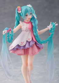 Hatsune Miku PVC Figure Hatsune Miku Wonderland Rapunzel Ver. 18 cm - PRE-ORDER