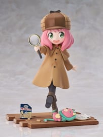 Spy x Family 1/7 PVC Figure Anya Forger: Detective Ver. 17 cm - PRE-ORDER