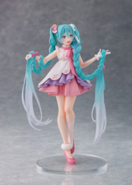 Hatsune Miku PVC Figure Hatsune Miku Wonderland Rapunzel Ver. 18 cm - PRE-ORDER