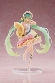 Hatsune Miku Wonderland PVC Figure Hatsune Miku Sleeping Beauty Reissue 18 cm - PRE-ORDER