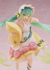 Hatsune Miku Wonderland PVC Figure Hatsune Miku Sleeping Beauty Reissue 18 cm - PRE-ORDER