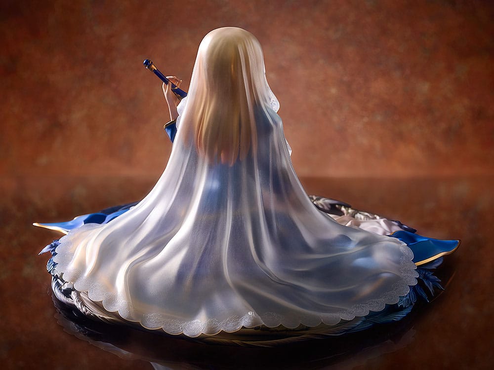 Fate/Grand Order 1/7 PVC Figure Saber Garden of Avalon 14 cm - PRE-ORDER