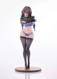 Original Character 1/6 PVC Figure Gap Glasses Girl Who Doesn't Want To Take Physical Education Class 28 cm - PRE-ORDER