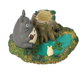 Studio Ghibli My Neighbor Totoro Pencil Holder Totoro by the pond