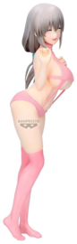 Uzaki-chan Wants to Hang Out! Eternal Romance PVC Figure Tsuki Uzaki (Sweater Swimsuit Ver.) 27 cm - PRE-ORDER