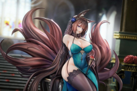 Azur Lane 1/7 PVC Figure Amagi: Throne of Fallen Petals Ver. 27 cm - PRE-ORDER
