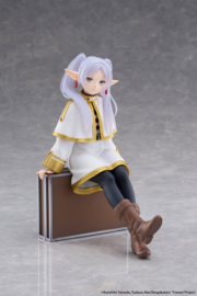 Frieren: Beyond Journey's End PVC Figure Desktop Cute Frieren (Trunk Case Ver.) Reissue 13 cm - PRE-ORDER
