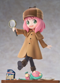 Spy x Family 1/7 PVC Figure Anya Forger: Detective Ver. 17 cm - PRE-ORDER