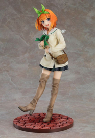 The Quintessential Quintuplets 1/6 PVC Figure Yotsuba Nakano Date Style Ver. 27 cm