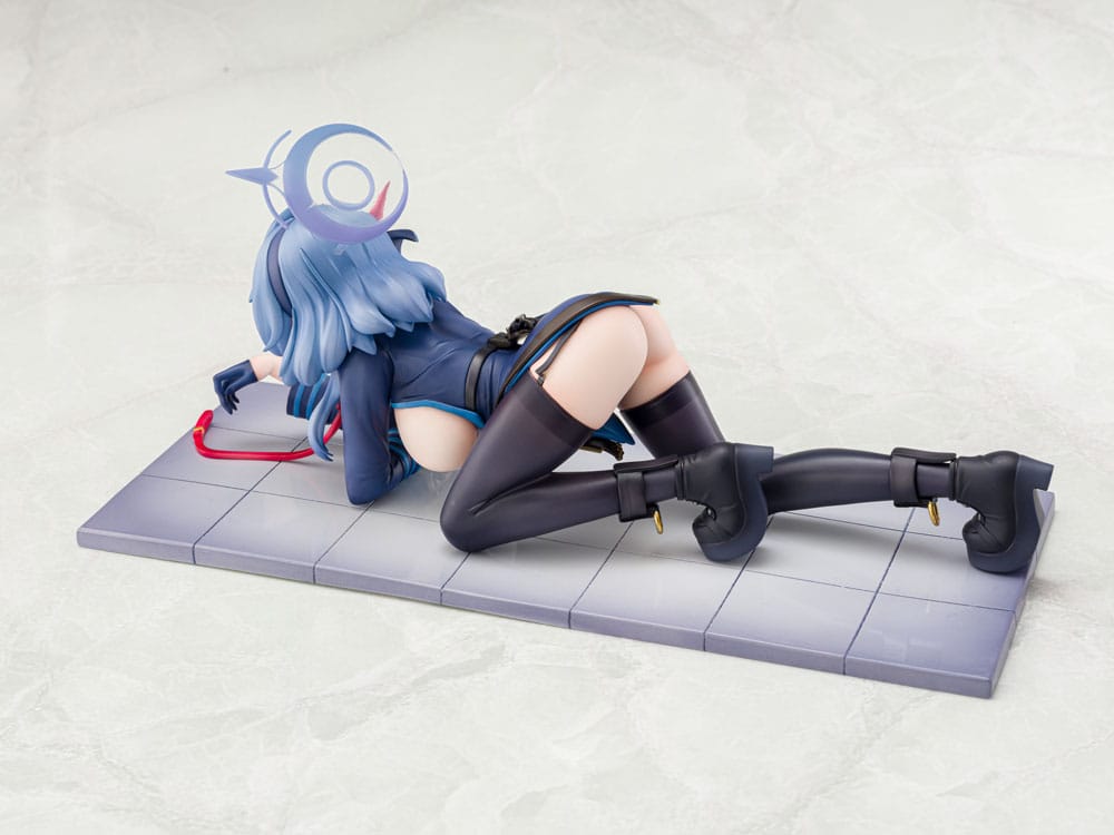 Blue Archive 1/7 PVC Figure Ako Memorial Lobby Ver. 23 cm - PRE-ORDER