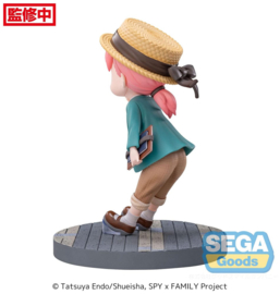 Spy x Family Luminasta PVC Figure Anya Forger Stylish Look Vol. 2 15 cm