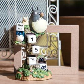 Studio Ghibli My Neighbor Totoro Statue Concert of ocarina Diorama / Calendar 11 cm