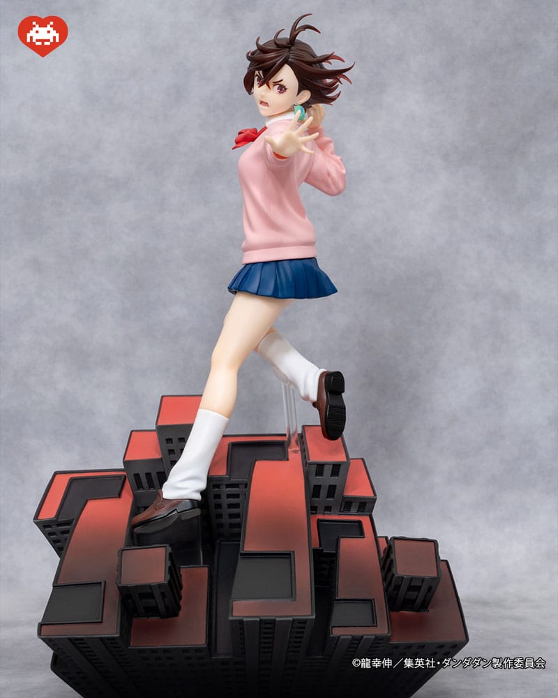Dandadan Dressta PVC Figure Momo 23 cm