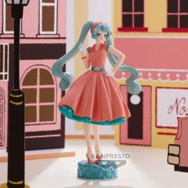 Hatsune Miku World Journey PVC Figure Hatsune Miku