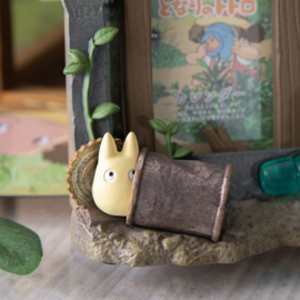 Studio Ghibli My Neighbor Totoro Diorama Frame Totoro & Kusakabe House