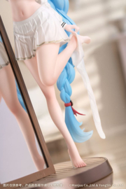 Azur Lane 1/8 PVC Figure Janus Fear of Changing Clothes 20 cm - PRE-ORDER