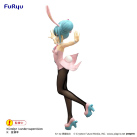 Hatsune Miku BiCute Bunnies PVC Figure Miku Wink Pearl Pink Color Ver. 30 cm