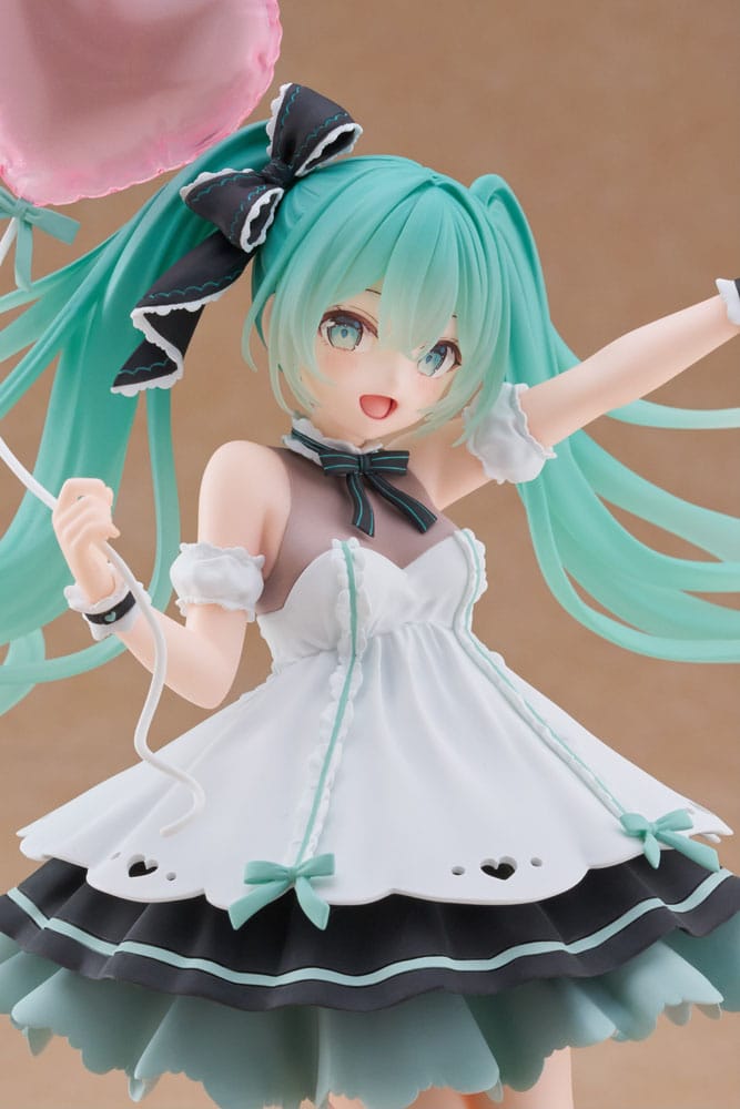 Hatsune Miku AMP+ PVC Figure Hatsune Miku Birthday 2025 Party Ver. 21 cm - PRE-ORDER