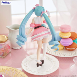 Hatsune Miku Exceed Creative PVC Figure Hatsune Miku Sweet Sweets Series Macaron 21 cm
