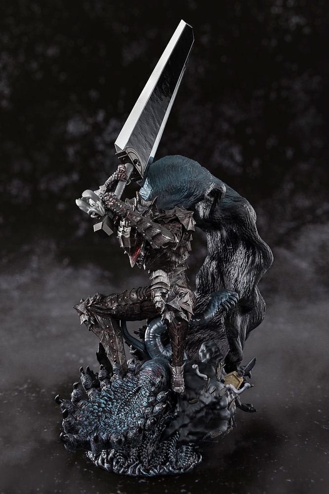 Berserk Figuarts ZERO Metallic Touch PVC Figure Guts Berserker Armor 35 cm - PRE-ORDER