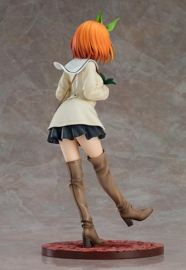 The Quintessential Quintuplets 1/6 PVC Figure Yotsuba Nakano Date Style Ver. 27 cm