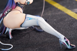 Azur Lane 1/7 PVC Figure Strasbourg Faerie of the Race Circuit Ver. 16 cm - PRE-ORDER