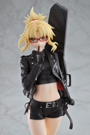 Fate/Apocrypha 1/7 PVC Figure Red Saber (Mordred) Original Glasses Model Ver. 22 cm - PRE-ORDER