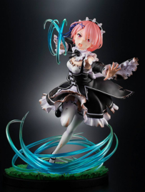 Re: Zero - Starting Life in Another World 1/7 PVC Figure Ram Battle with Roswaal Ver. 24 cm