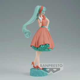 Hatsune Miku World Journey PVC Figure Hatsune Miku