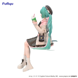 Hatsune Miku Noodle Stopper PVC Figure Autumn Date 16 cm