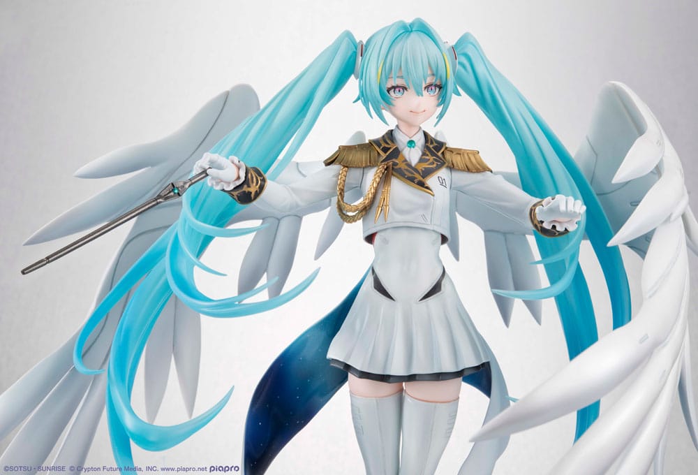 Mobile Suit Gundam x Hatsune Miku Lucrea PVC Figure Hatsune Miku x Wing Gundam Zero EW 45th Anniversary 27 cm - PRE-ORDER