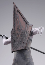 Silent Hill 2 Oshi Works 1/7 PVC Figure Red Pyramid Thing 26 cm - PRE-ORDER